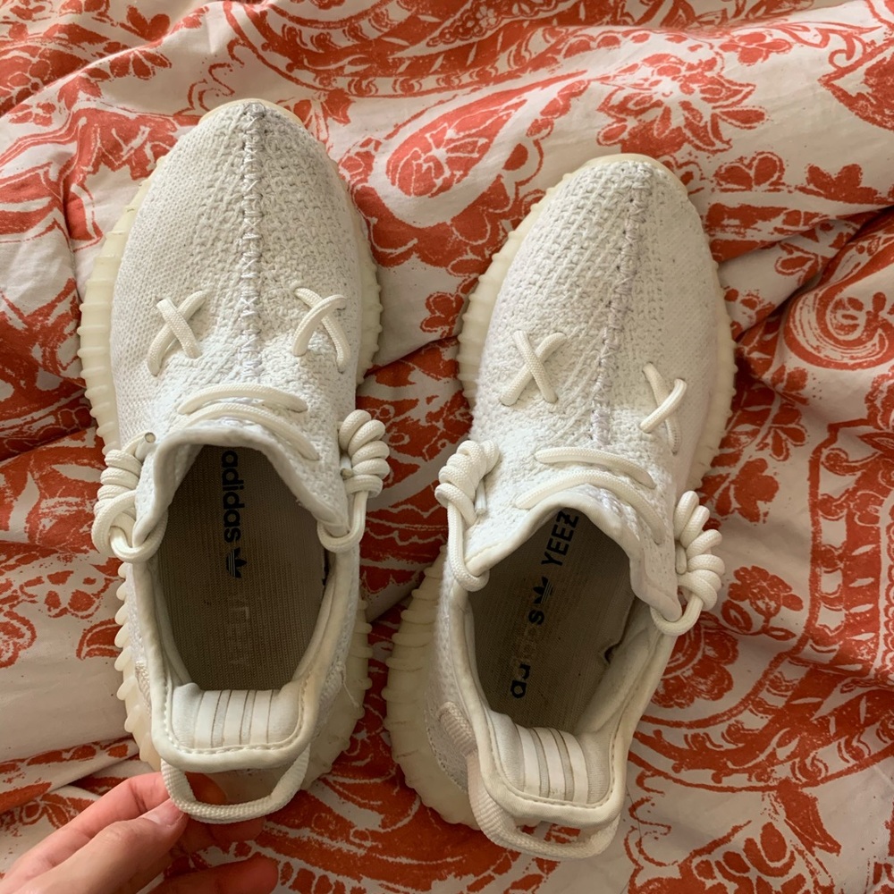 Yeezy boosts 350 cream white triple